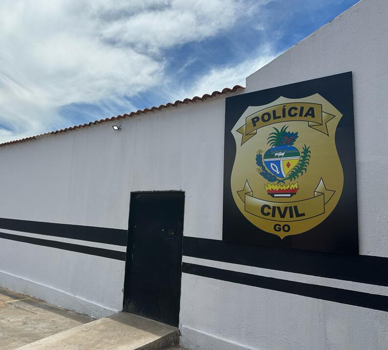 Mulher acusada de homicídio é presa em Iaciara-GO