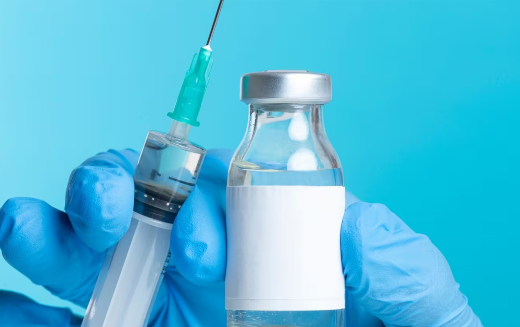 Vacina inovadora faz câncer desaparecer em testes com sucesso