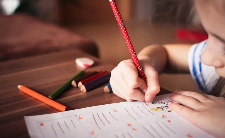 7 aplicativos para ajudar na educação dos filhos